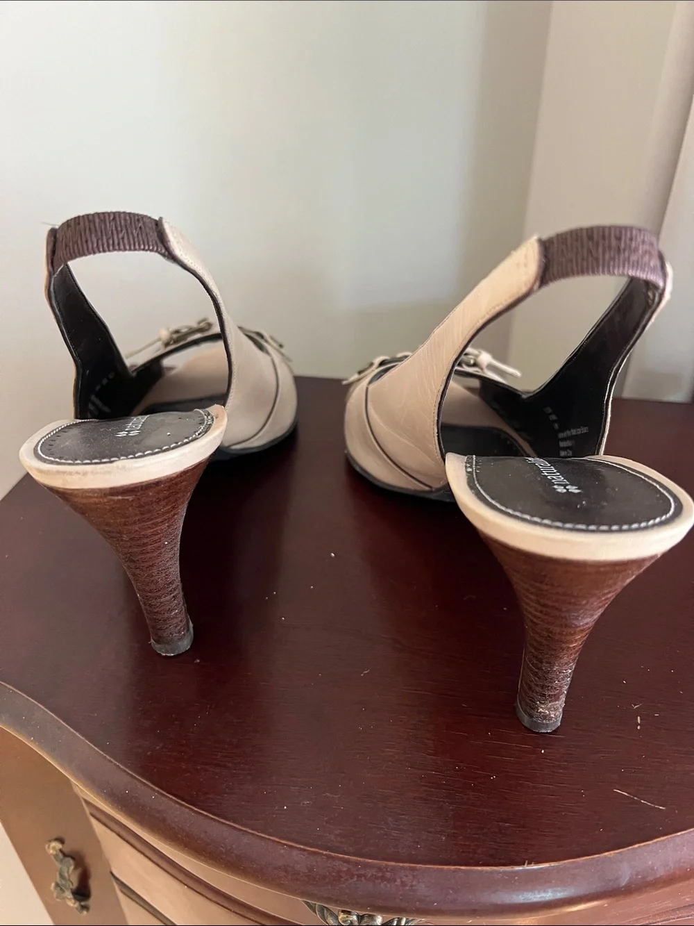 Naturalizer - Beige Open-Toe Slingback Heels with Buckle Accent - 9.5